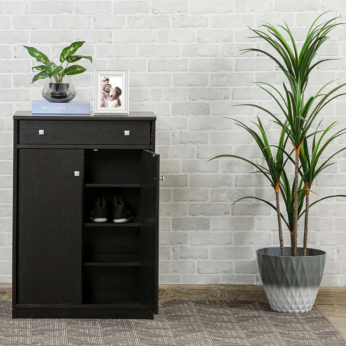 Veddy Shoe Rack | P148