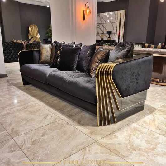 The Royal Touch – 7-Seater Sofa | P143